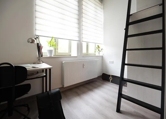 Apartmanhotel Lofty Kampus Garnizon 3*