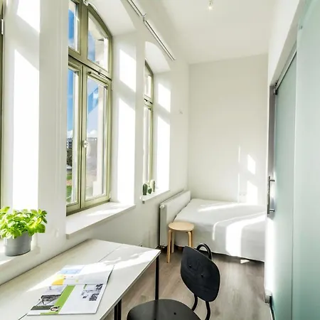 Lofty Kampus Garnizon