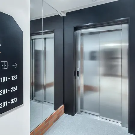 Hotel apartamentowy Lofty Kampus Garnizon