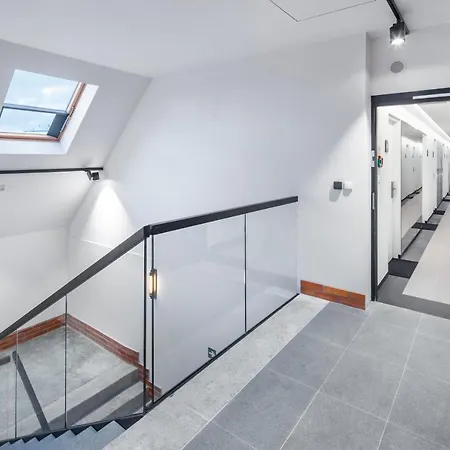 Hotel apartamentowy Lofty Kampus Garnizon