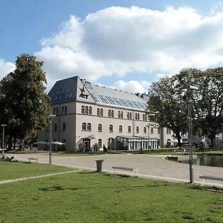 Lofty Kampus Garnizon Hotel apartamentowy