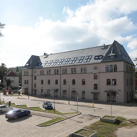 Lofty Kampus Garnizon Hotel apartamentowy *