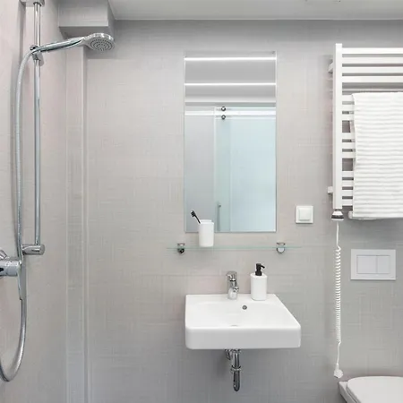 Lofty Kampus Garnizon Aparthotel *