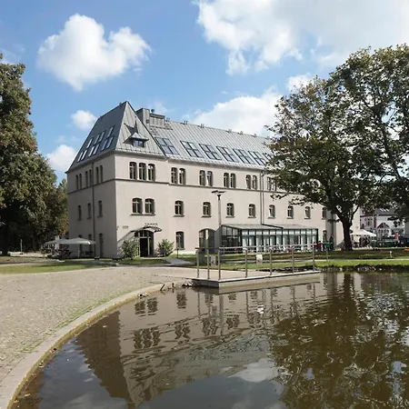 Lofty Kampus Garnizon Lejlighedshotel 3*