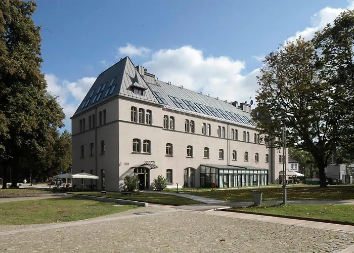 Lofty Kampus Garnizon Aparthotel 3*