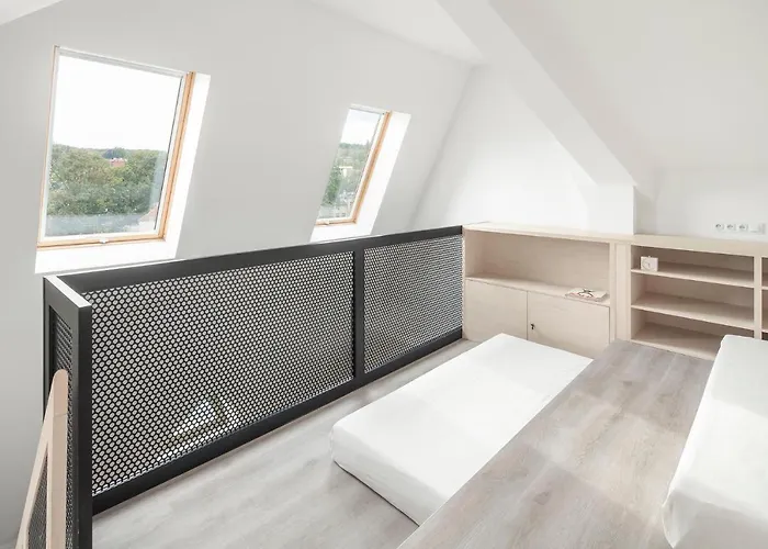 Lofty Kampus Garnizon Aparthotel